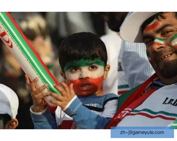 伊朗国家队纪念遇难儿童全队一致决定
